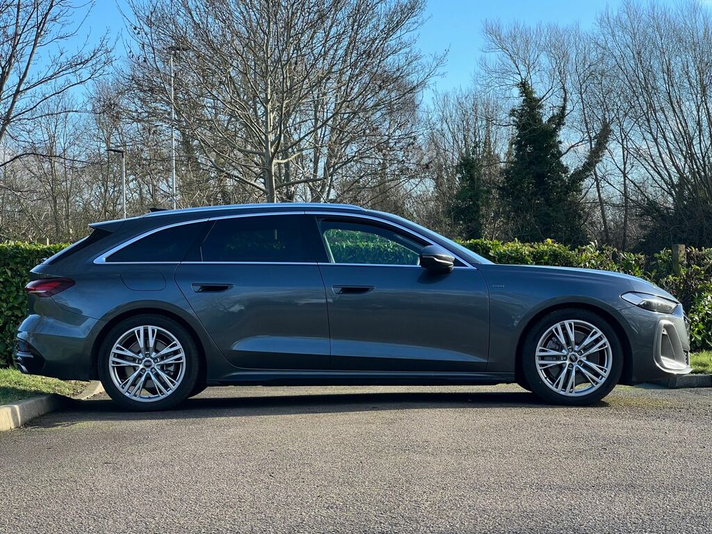 Audi A5 2025 S Line #2