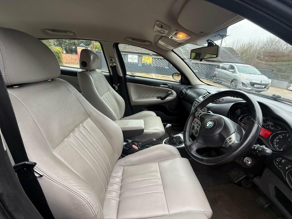 Alfa Romeo 147 1.9 Jtdm Lusso Grey #8