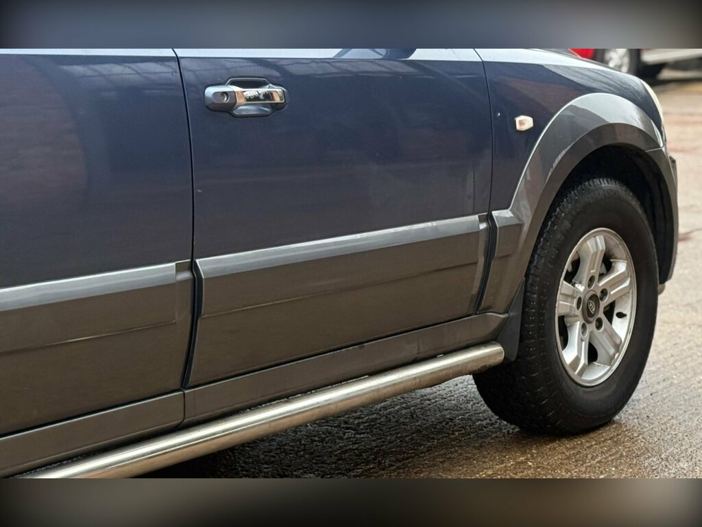 Kia Sorento Suv Black #32
