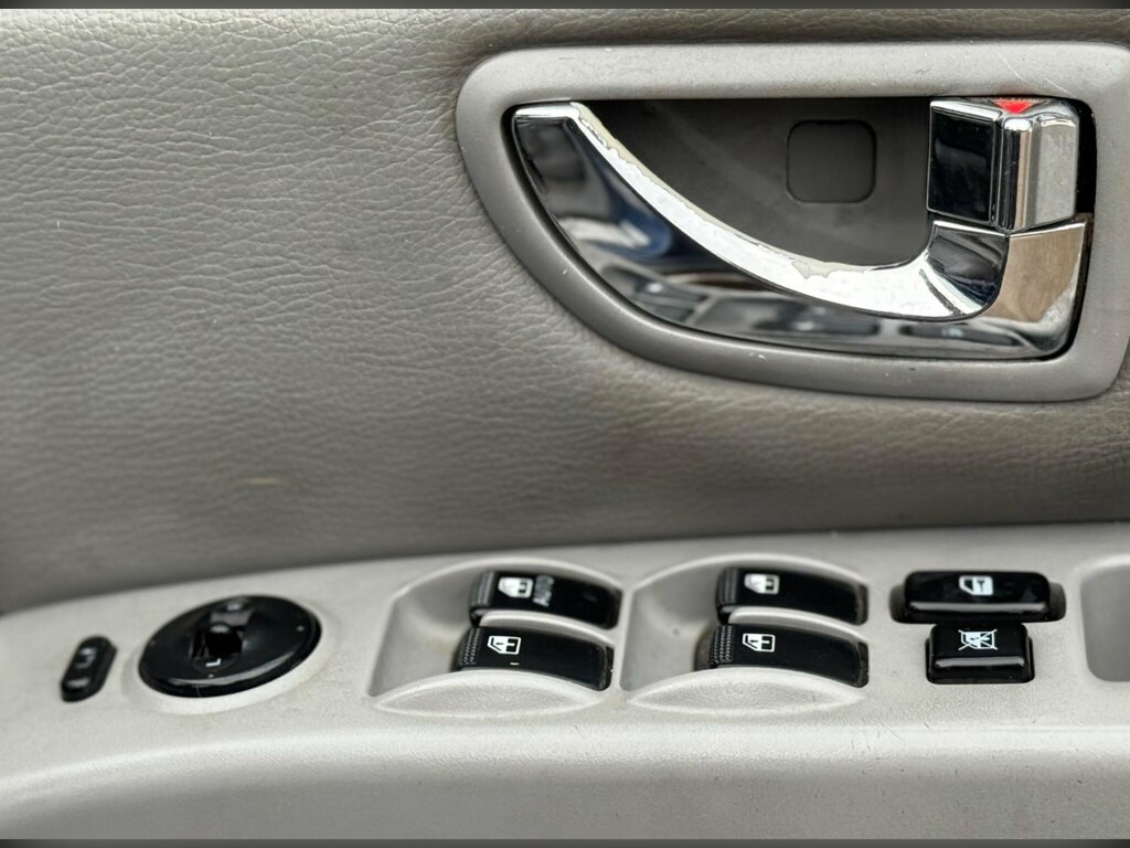 Kia Sorento Suv Black #35