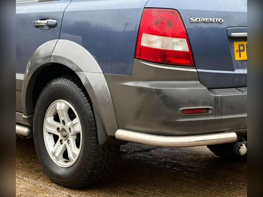 Kia Sorento Suv Black #27