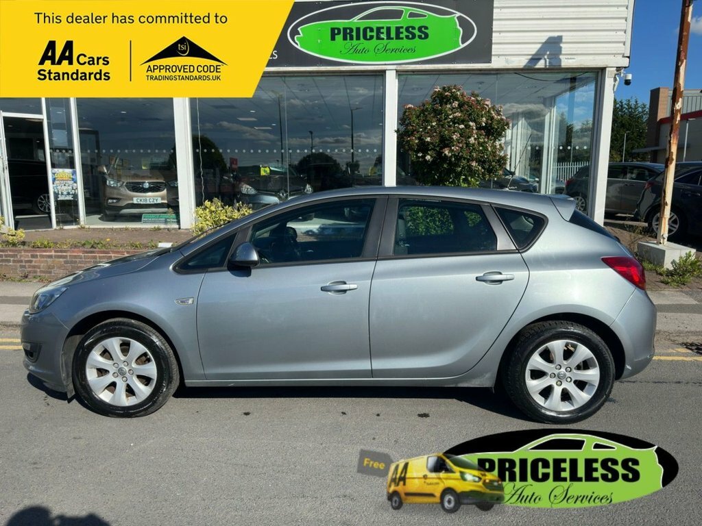 Vauxhall Astra 1.6L Design DY15AHF Silver #3