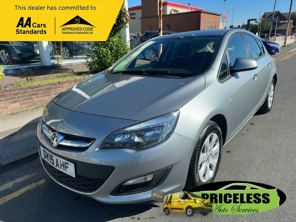 Vauxhall Astra 1.6L Design Silver