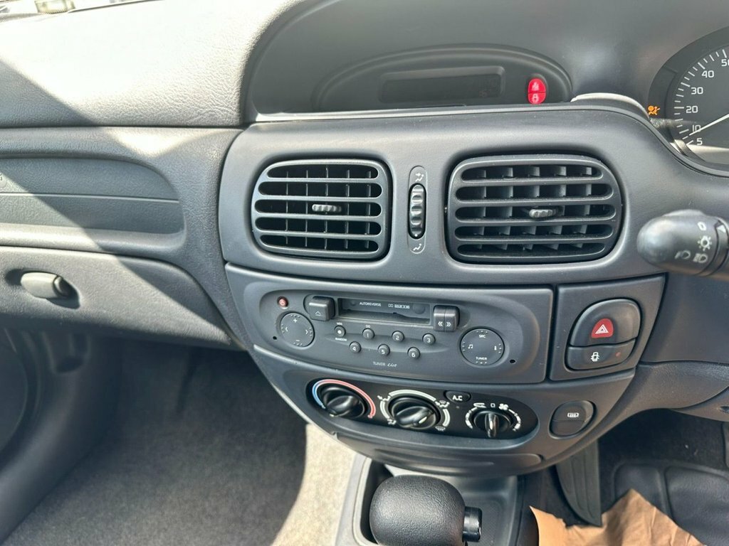 Renault Megane 1.6 16V Dynamique Silver #13