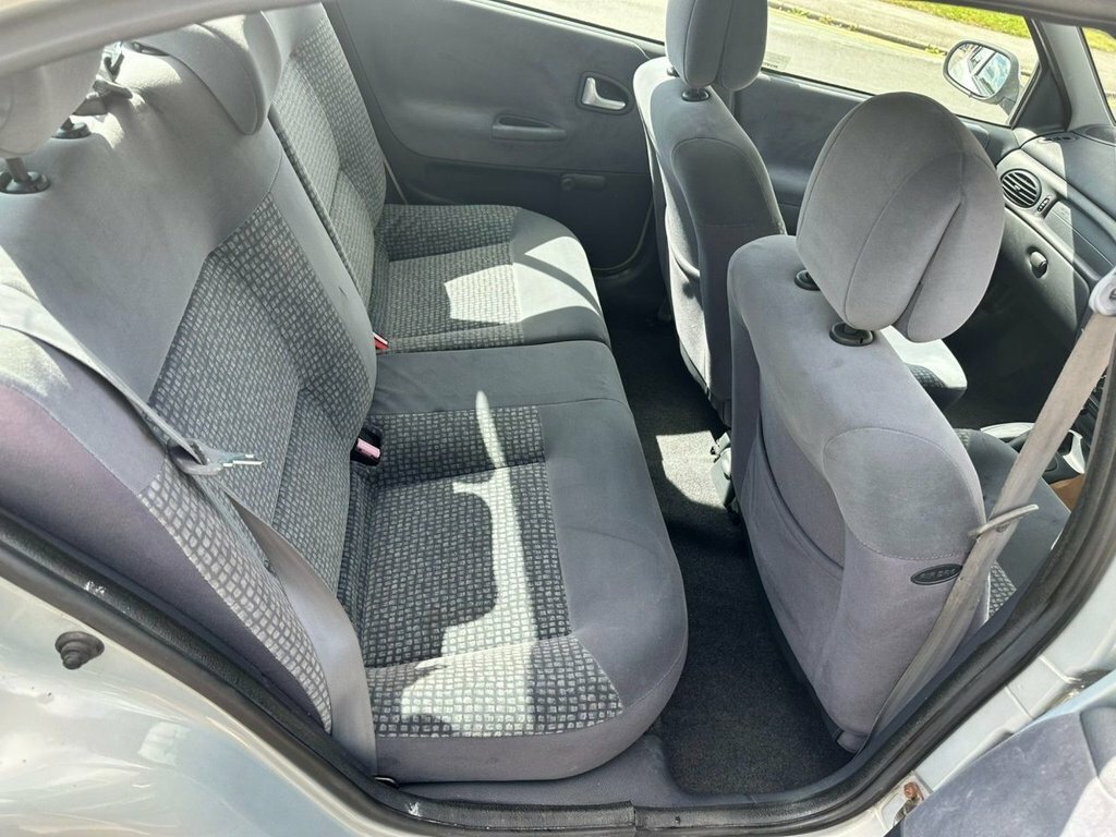 Renault Megane 1.6 16V Dynamique Silver #10