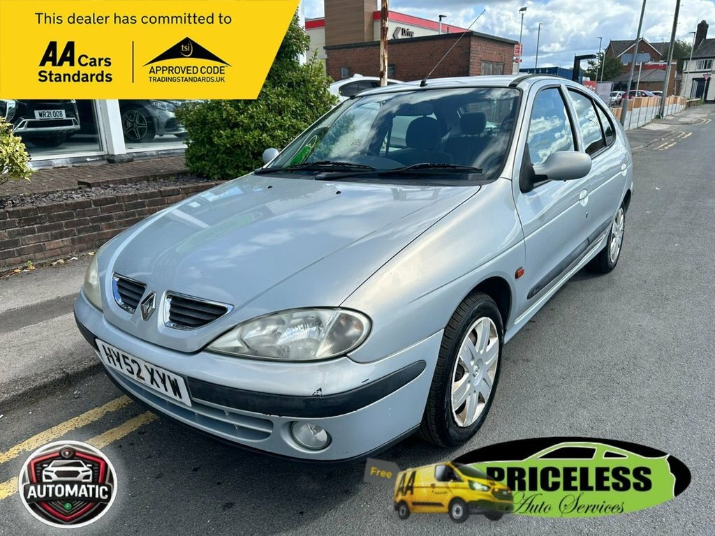 Renault Megane 1.6 16V Dynamique Silver #1