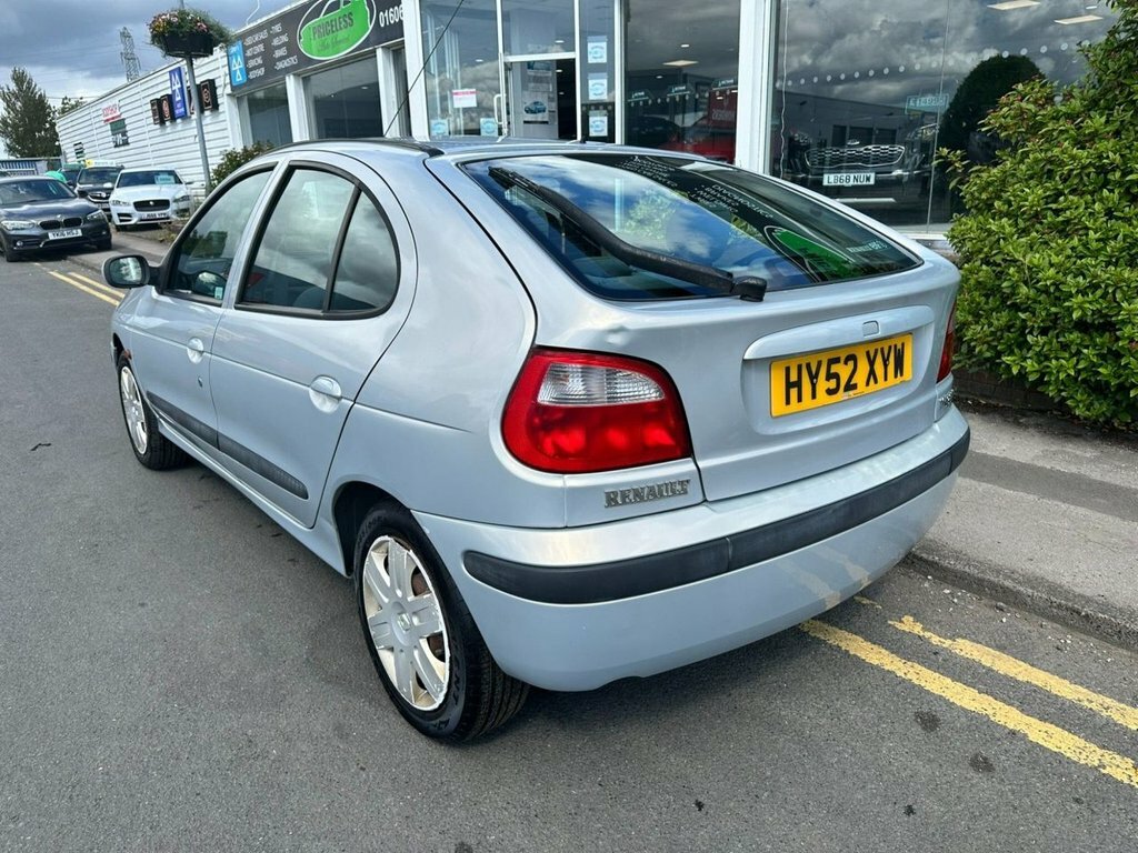 Renault Megane 1.6 16V Dynamique Silver #5
