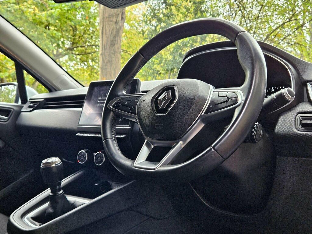Renault Clio Hatchback 1.0 Tce Iconic Euro 6 Ss 201969 HT69CKX White #2