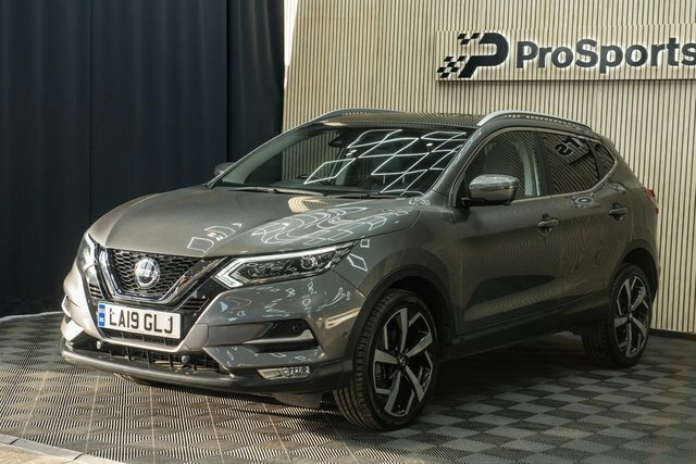 Nissan Qashqai 1.3 Dig-t Tekna Suv Dct Euro 6 S LA19GLJ Grey #2