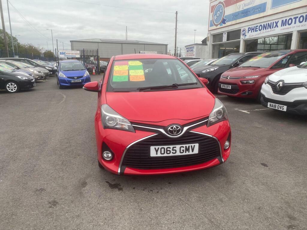 Toyota Yaris 1.0 Vvt-i Icon Euro 6 YO65GMV Red #3