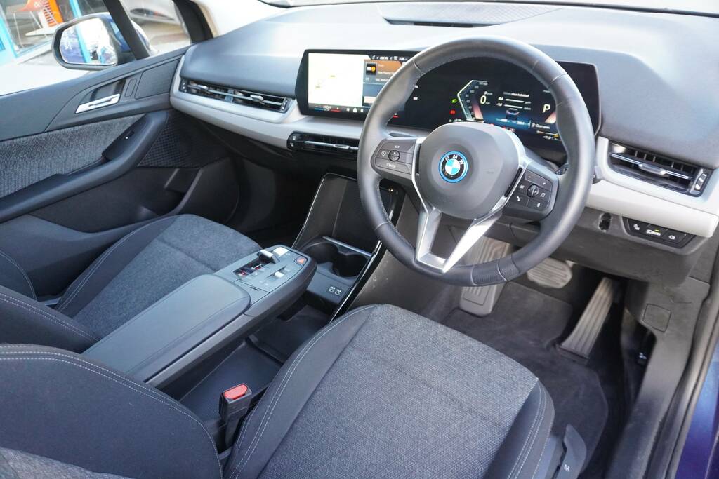 BMW 2 Series Active Tourer Active Tourer 1.5 225Xe 16.3Kwh Sport Dct 4Wd Euro MH73XDC Blue #3