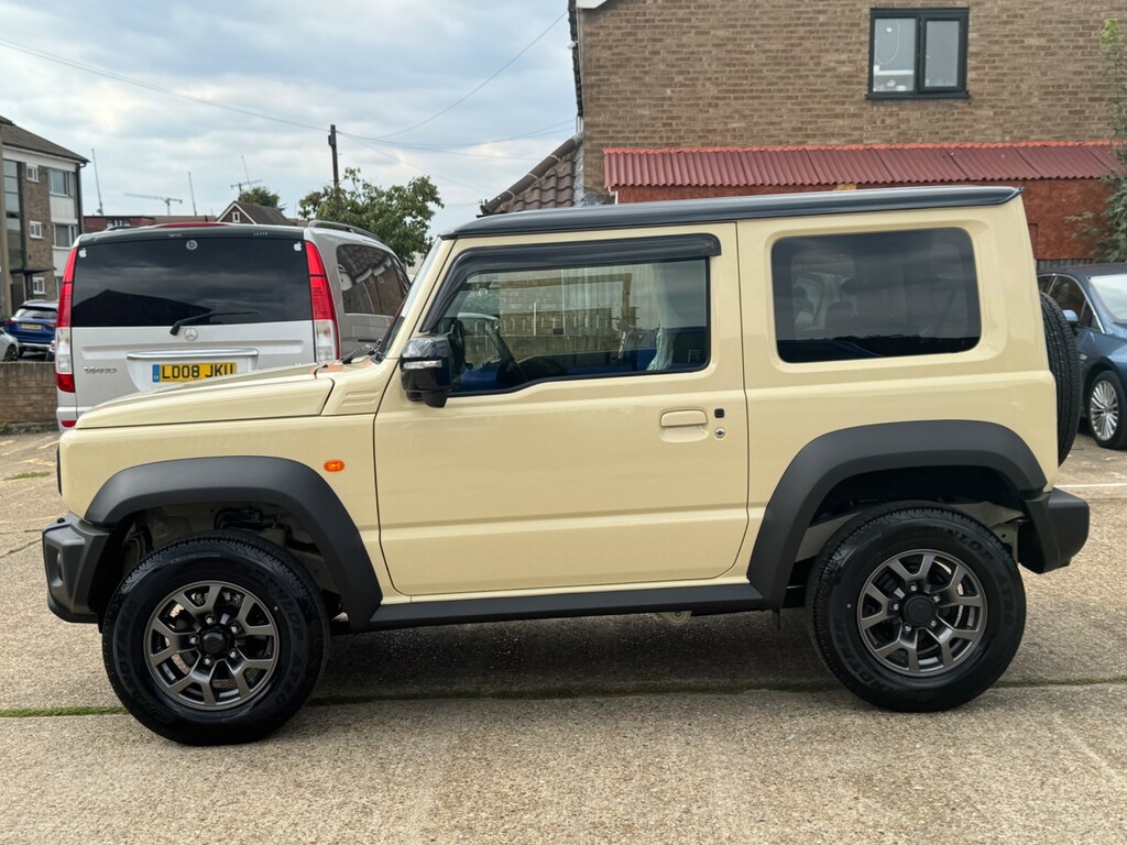 Suzuki Jimny Suzuki Jimny Sierra 4Wd 1.5L 4 Seater Beige #5