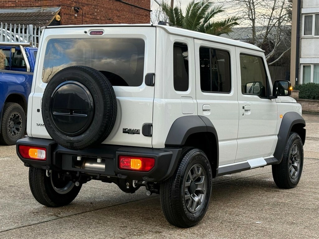 Suzuki Jimny Suzuki Jimny Nomade Allgrip 4Wd 1.5L LX25BXU White #6
