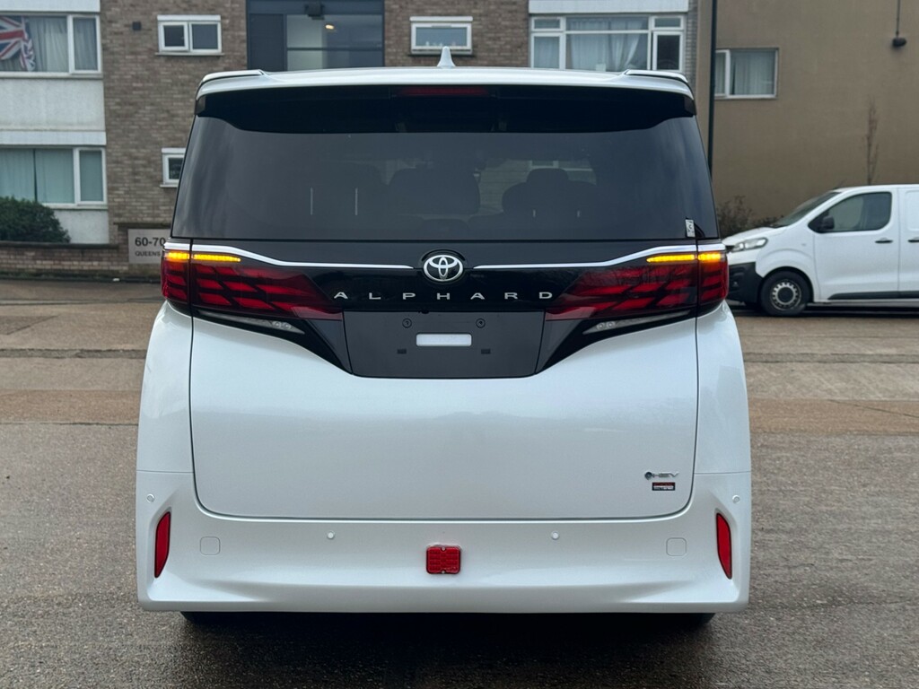 Toyota Alphard Toyota Alphard 2.5L Hybrid Euro White #5