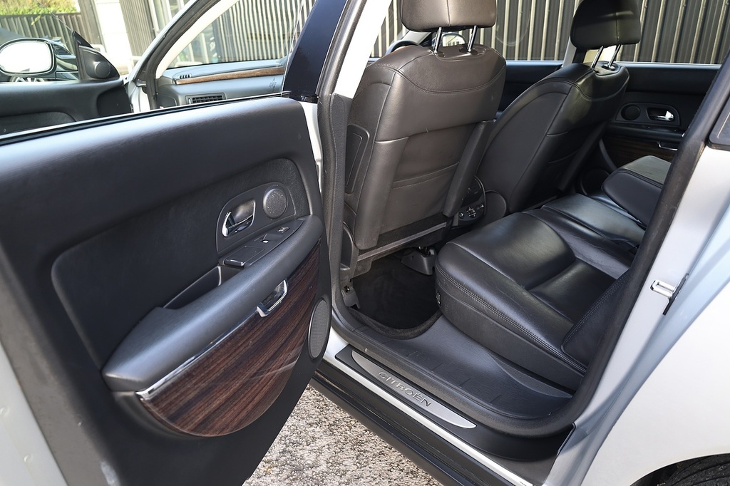 Citroen C6 2.7 Hdi V6 Exclusive Black #34