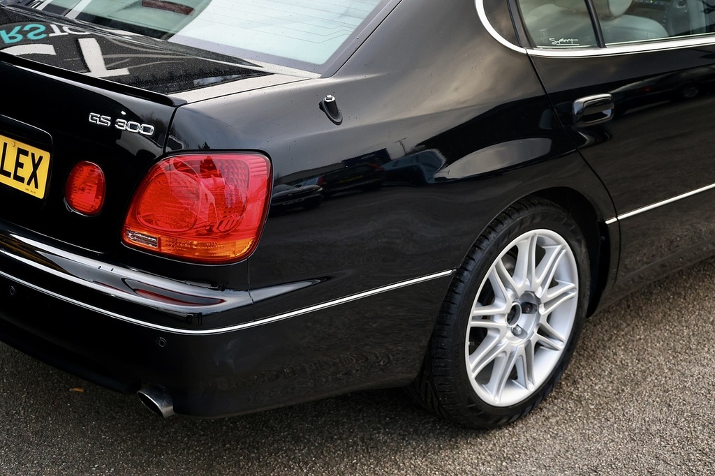 Lexus GS 300 Se Brown #15