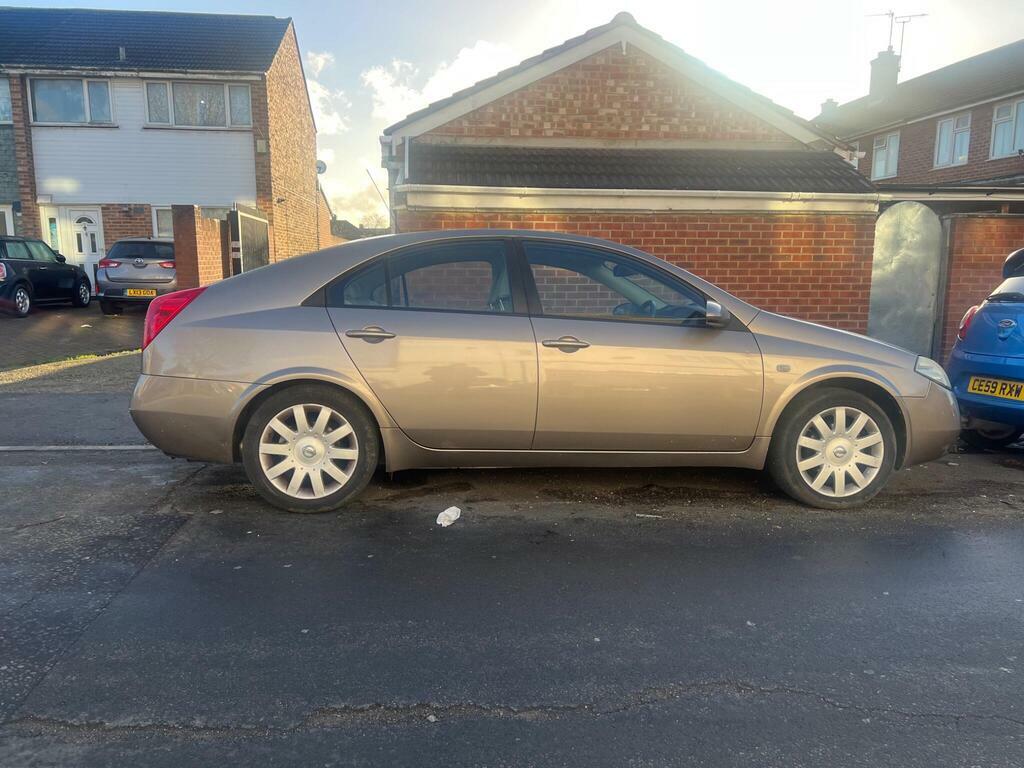 Nissan Primera Hatchback Blue #3