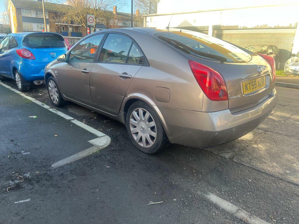 Nissan Primera Hatchback Blue #2