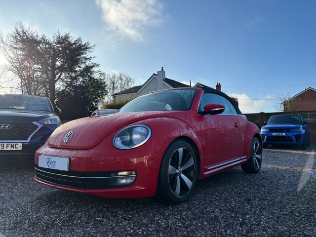 Volkswagen Beetle 1.6 Tdi Bluemotion Tech Design Cabriolet Diese Red #4