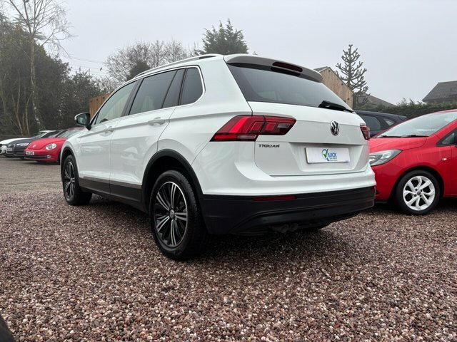 Volkswagen Tiguan 2.0 Tdi Se Navigation Suv Euro 6 YA18GXT White #3
