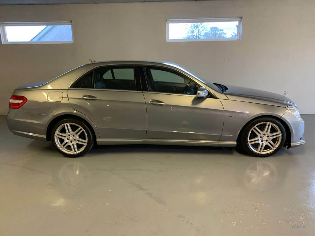 Mercedes-Benz E Class E350 Cdi Blueefficiency Sport Tip KN59DTX Grey #2