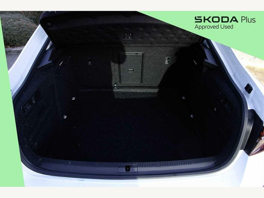 Skoda Superb 2023 Hatch Lk 2.0 Tsi 280 Ps 4X4 Dsg White