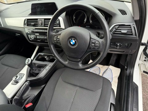 BMW 1 Series 1.5 116D Se YF67GDZ White #4