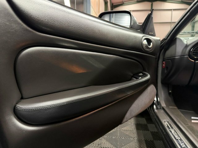Jaguar XKR Coupe Silver #30