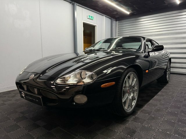 Jaguar XKR Coupe Silver #3