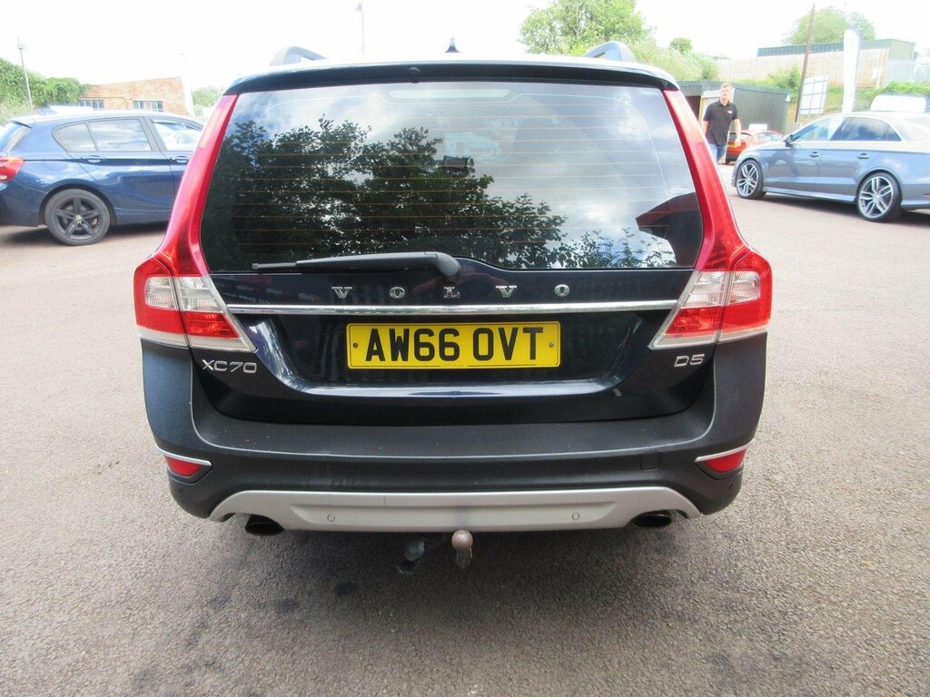Volvo XC70 Xc70 D5 Awd A White #5