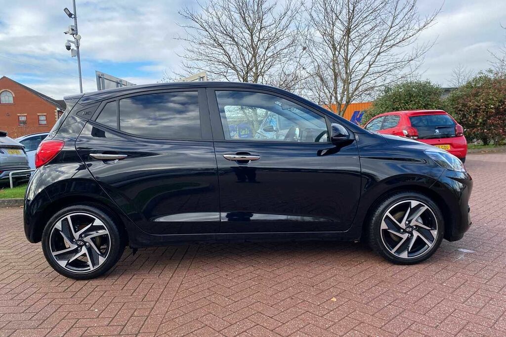 Hyundai I10 1.2 79 Premium Nav FG75UEP Black #4