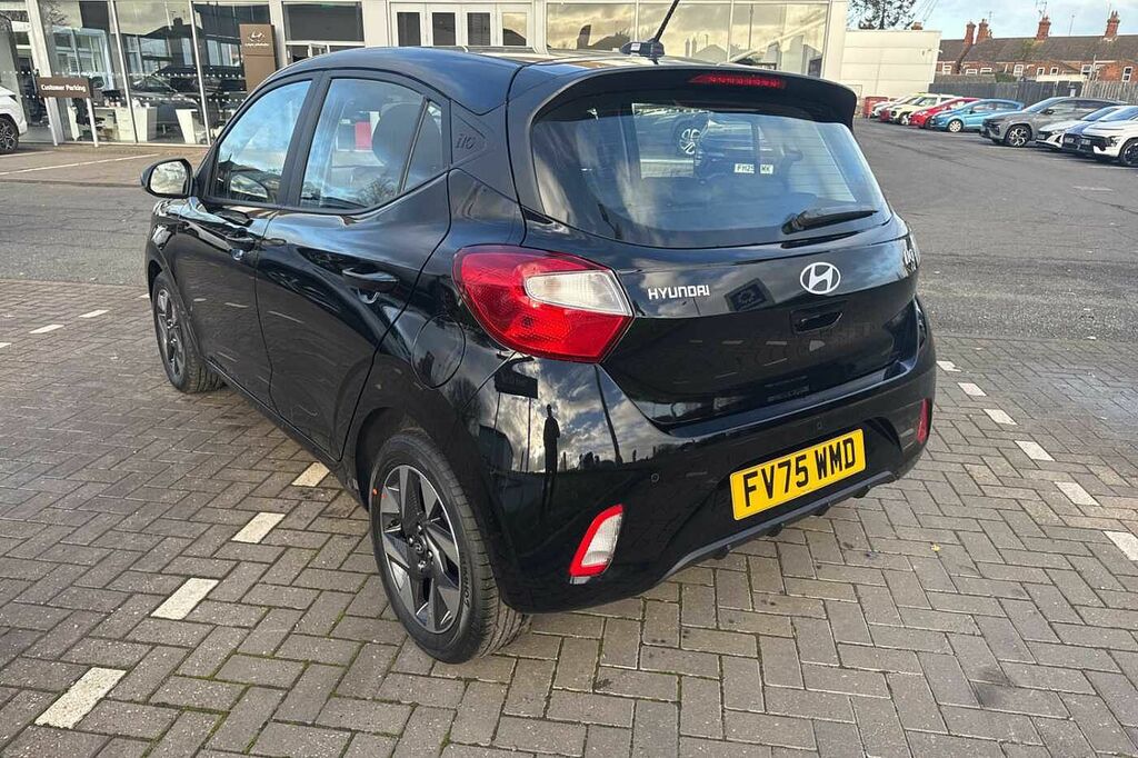 Hyundai I10 1.0 63 Advance Nav FV75WMD Black #3