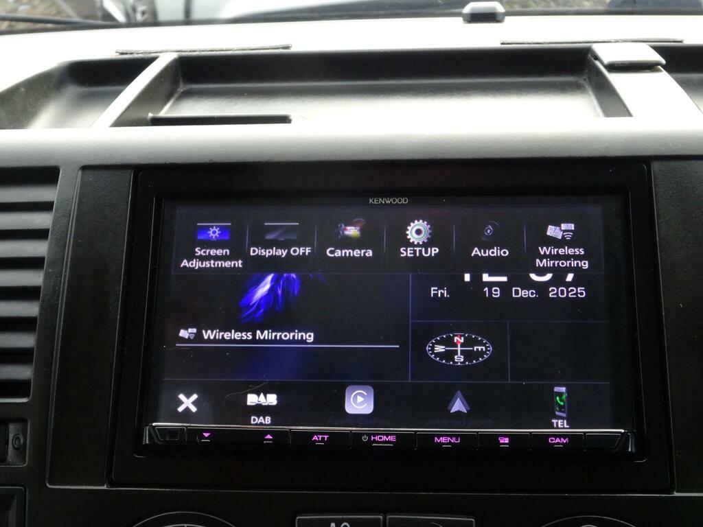 Volkswagen Caravelle 2.5 Executive Tdi Black #23