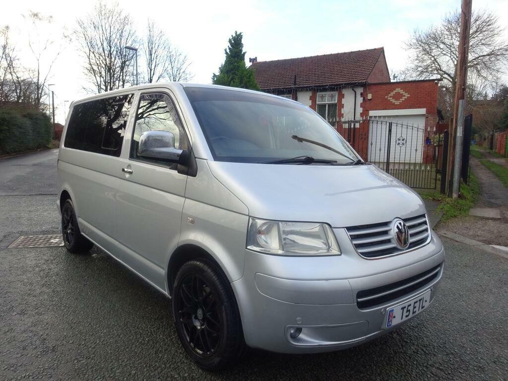 Volkswagen Caravelle 2.5 Executive Tdi Black #11