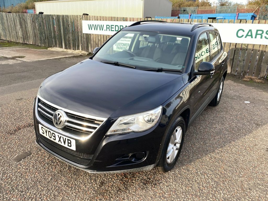 Volkswagen Tiguan 2L S Black #5