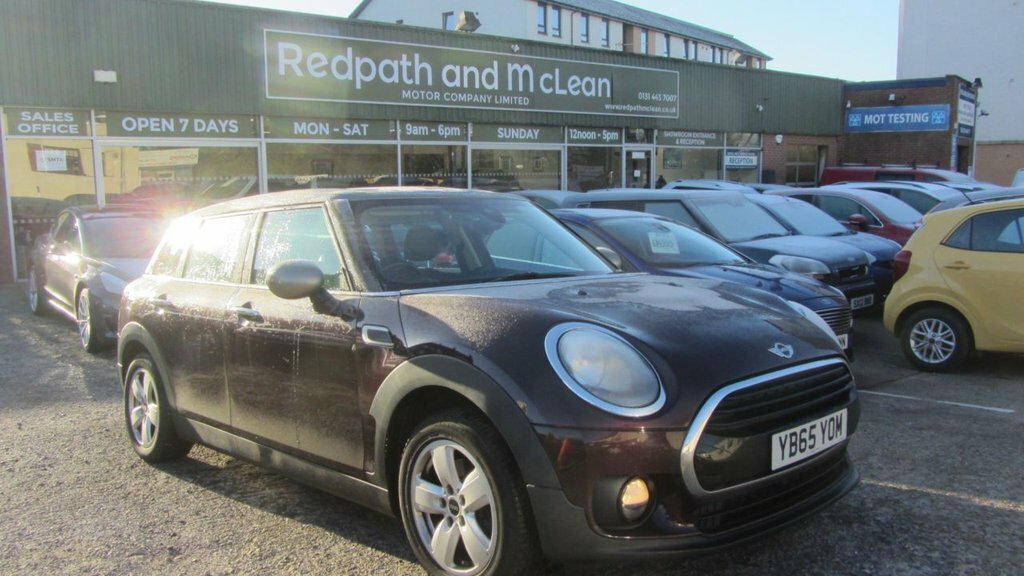 Mini Clubman 2L Cooper D Red