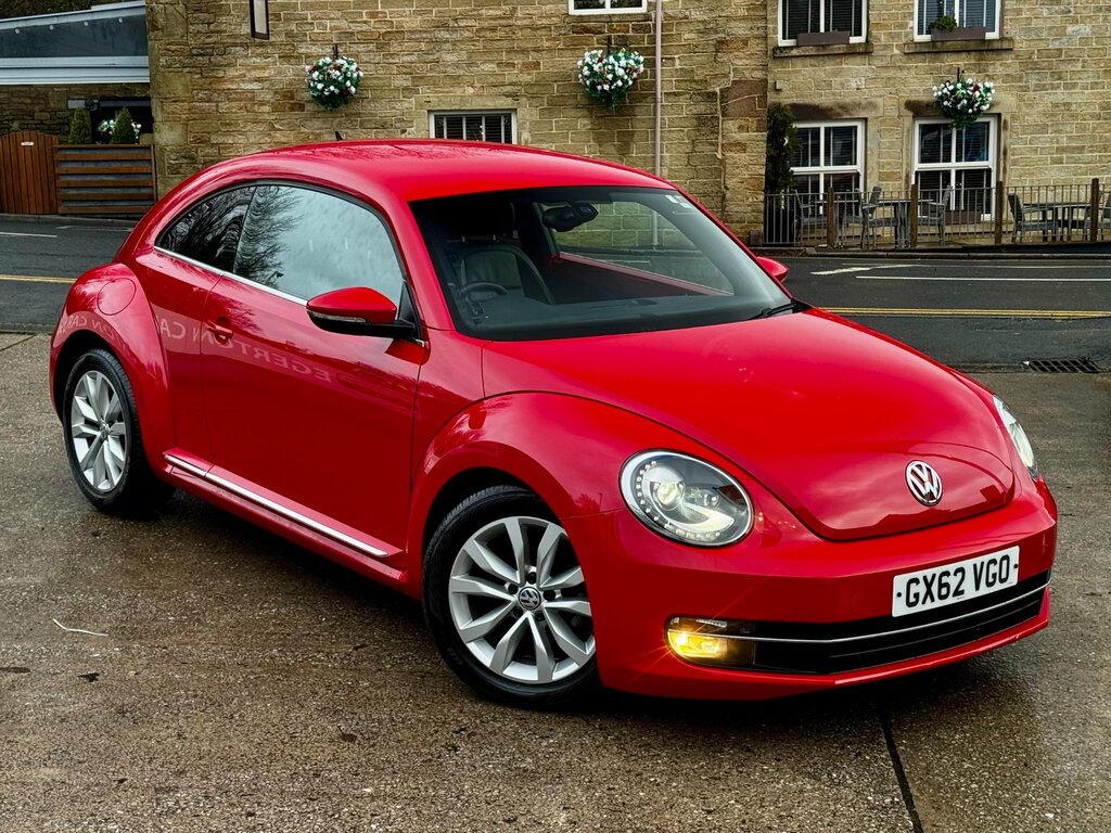 Volkswagen Beetle Hatchback White #48