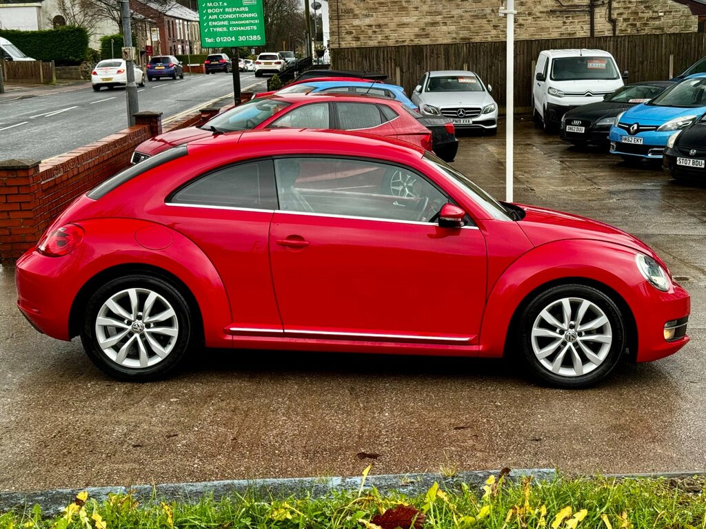 Volkswagen Beetle Hatchback White #4