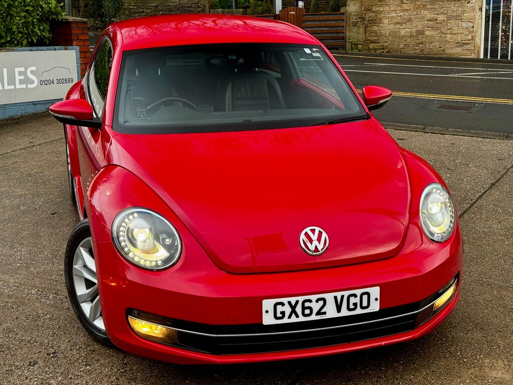 Volkswagen Beetle Hatchback White #50