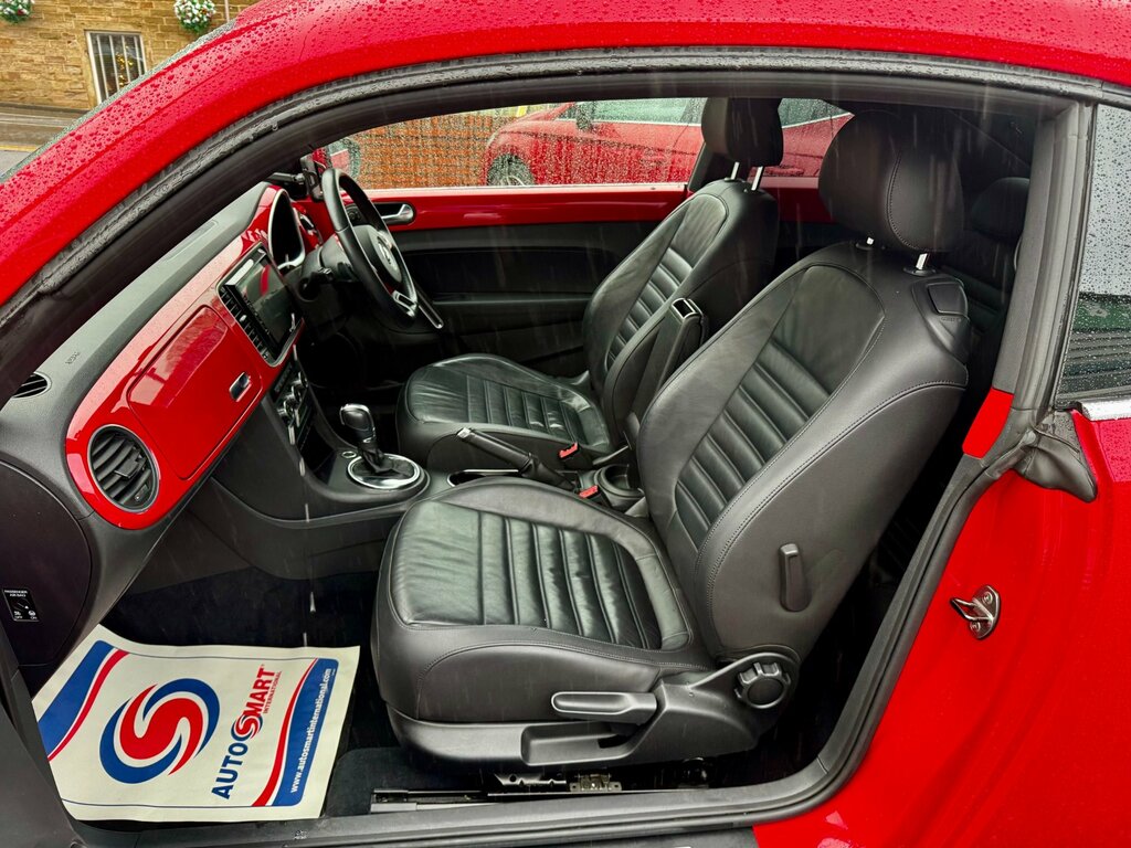 Volkswagen Beetle Hatchback White #20