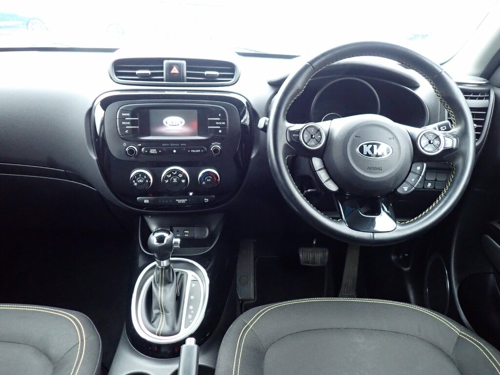 Kia Soul 1.6 Crdi Urban Suv Dct Euro 6 134 Bhp White #2