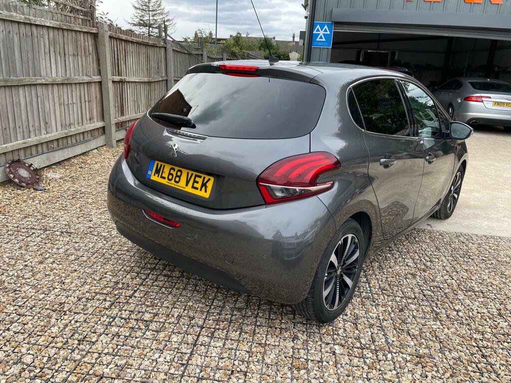 Peugeot 208 1.2 Puretech Tech Edition Euro 6 S S ML68VEK Grey #6