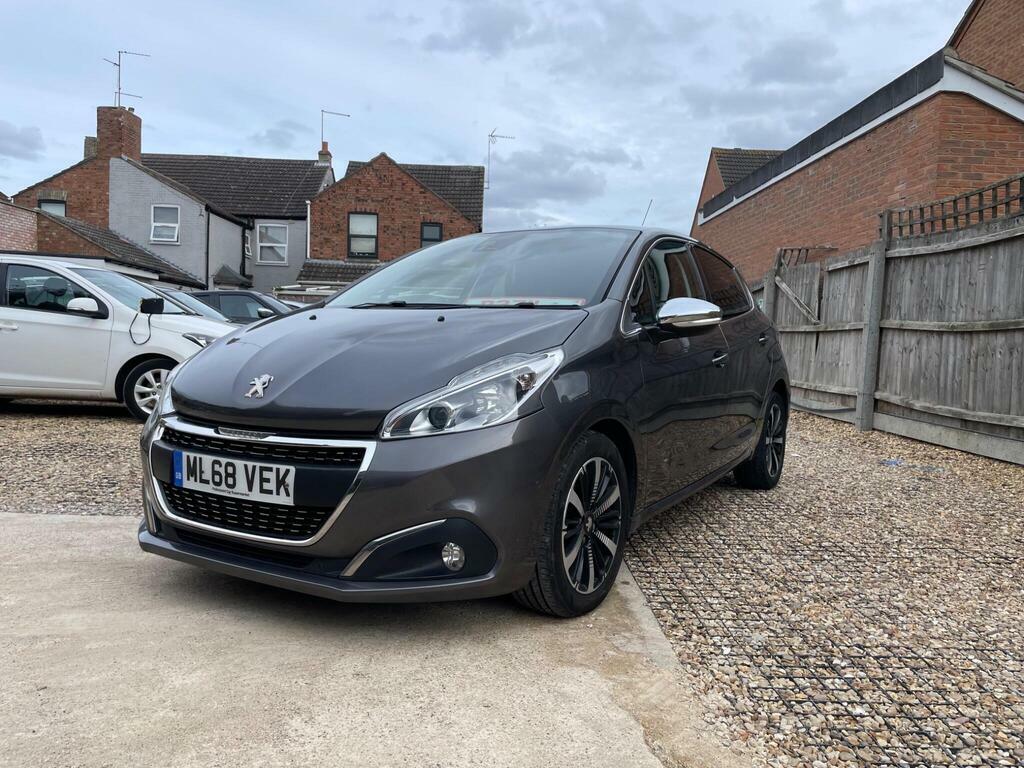Peugeot 208 1.2 Puretech Tech Edition Euro 6 S S Grey