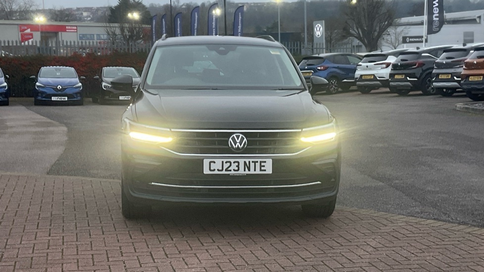 Volkswagen Tiguan Volkswagen Tiguan 1.5 Tsi 150 Life Dsg CJ23NTE Black #4