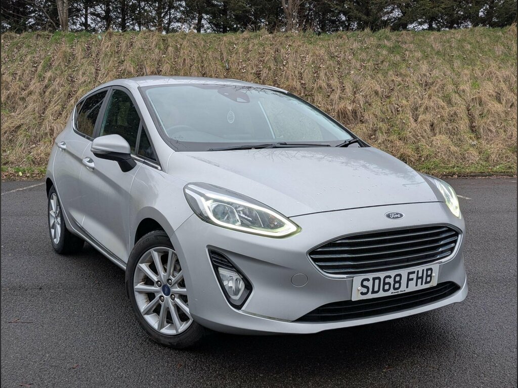 Ford Fiesta 1.0T Ecoboost Titanium Euro 6 Ss Silver