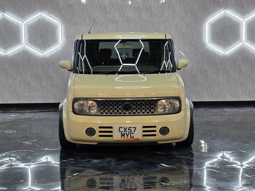 Nissan Cube Mpv Black #2