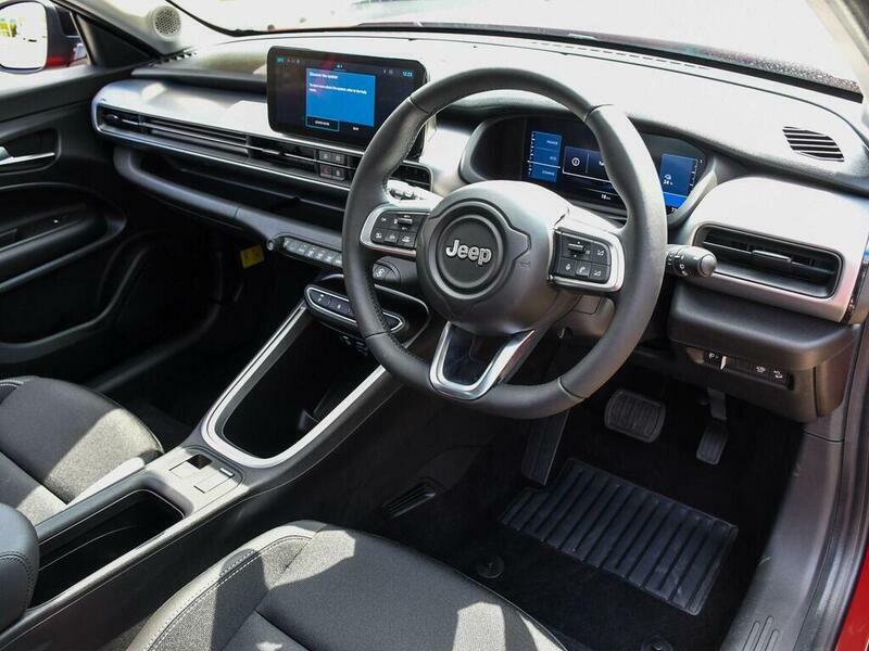 Jeep Avenger 54Kwh E-altitude Red #3
