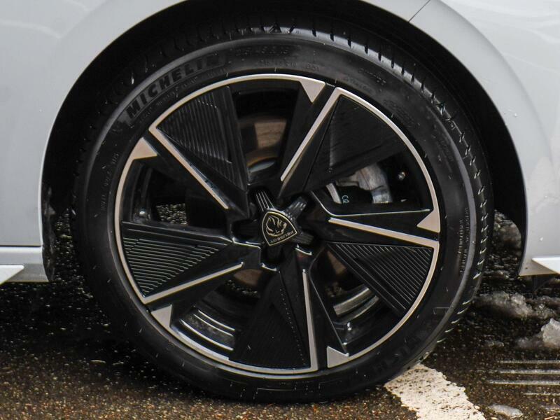 Peugeot 308 54Kwh Gt Hatchback 156 Ps BF75OWC White #4