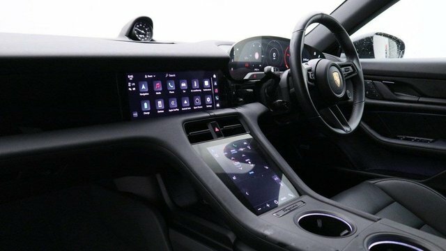 Porsche Taycan Performance Plus 93.4Kwh Turbo S Cross Turismo Black #4