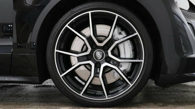Porsche Taycan Performance Plus 93.4Kwh Turbo Saloon Black #6